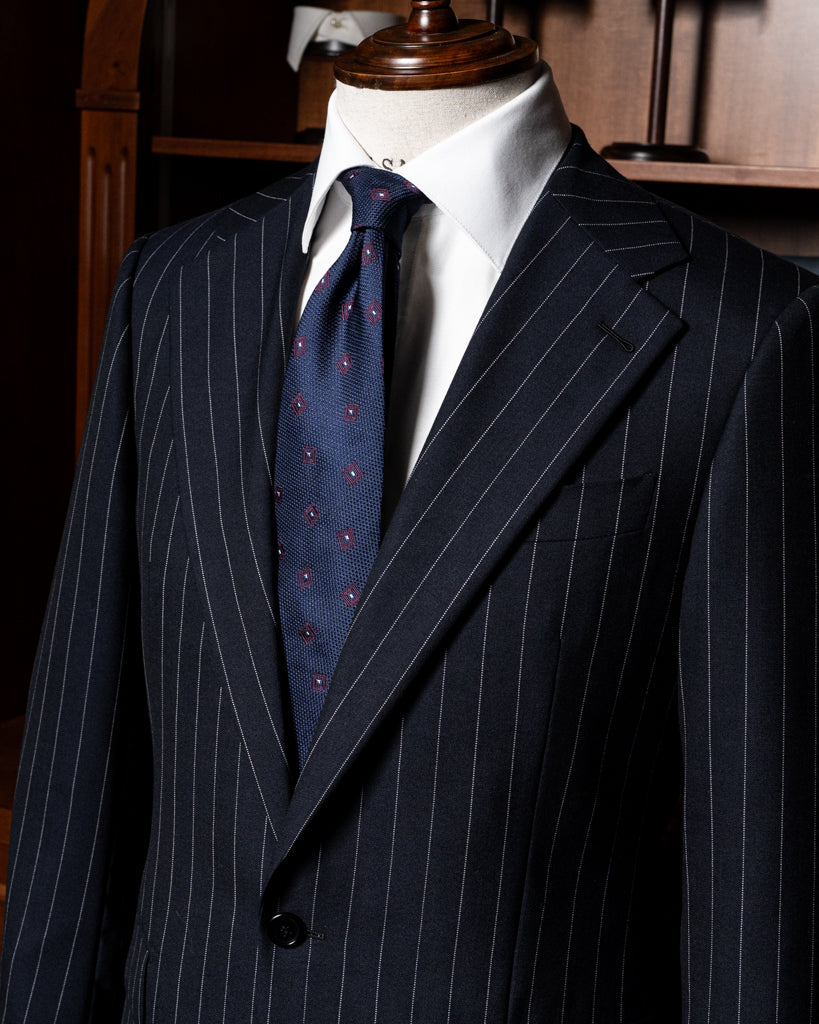 Come Scegliere l’Abito da Lavoro Elegante