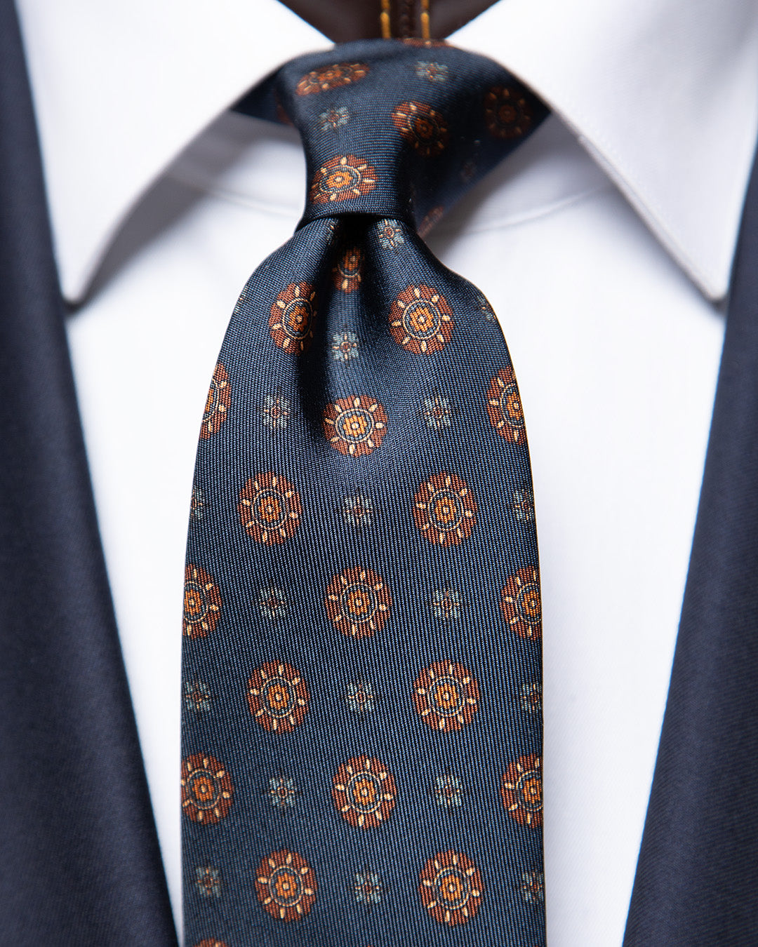 Cravatta Blu Antracite con Micro-Fiori Rame