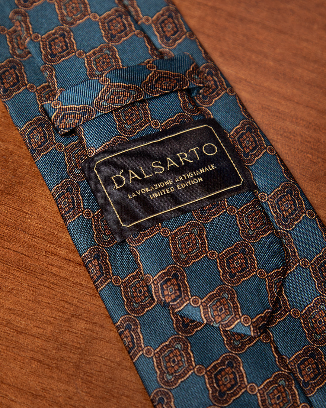 Sugar Paper Tie with Gold Grid and Bronze details