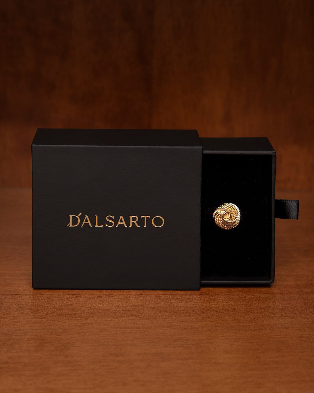 Gold-Colored Intertwined Cufflinks