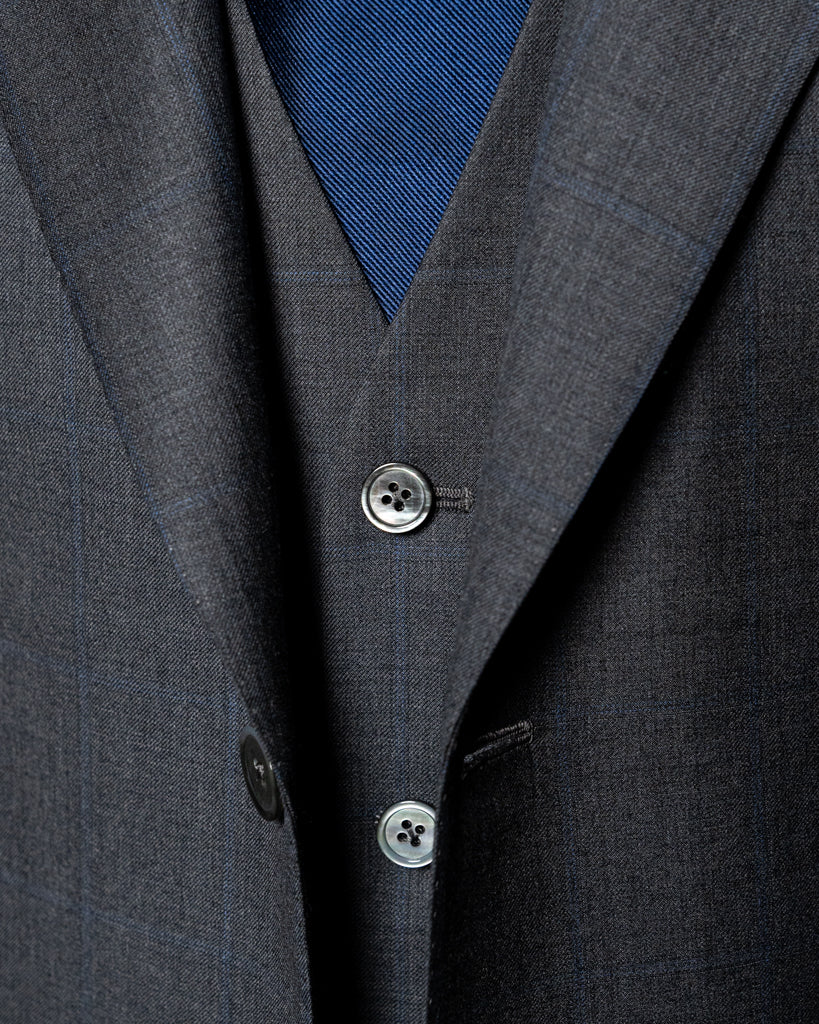 Abito Giotto Grigio Scuro Quadri Blu con Gilet