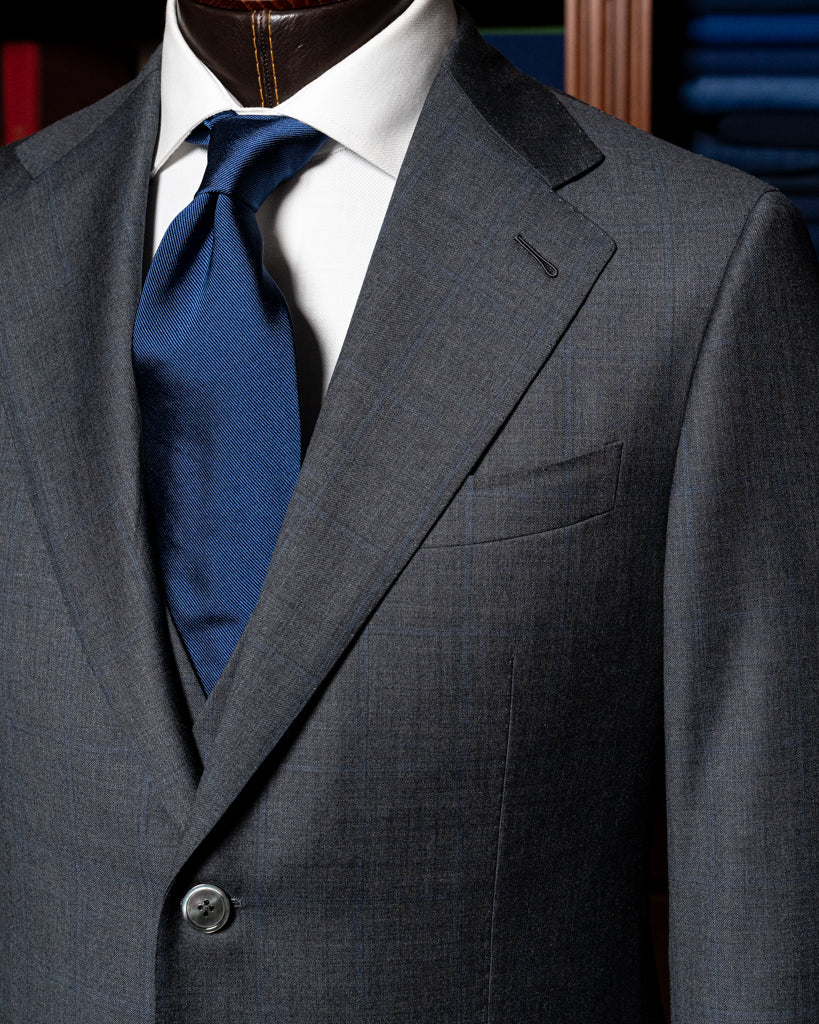 Abito Giotto Grigio Scuro Quadri Blu con Gilet