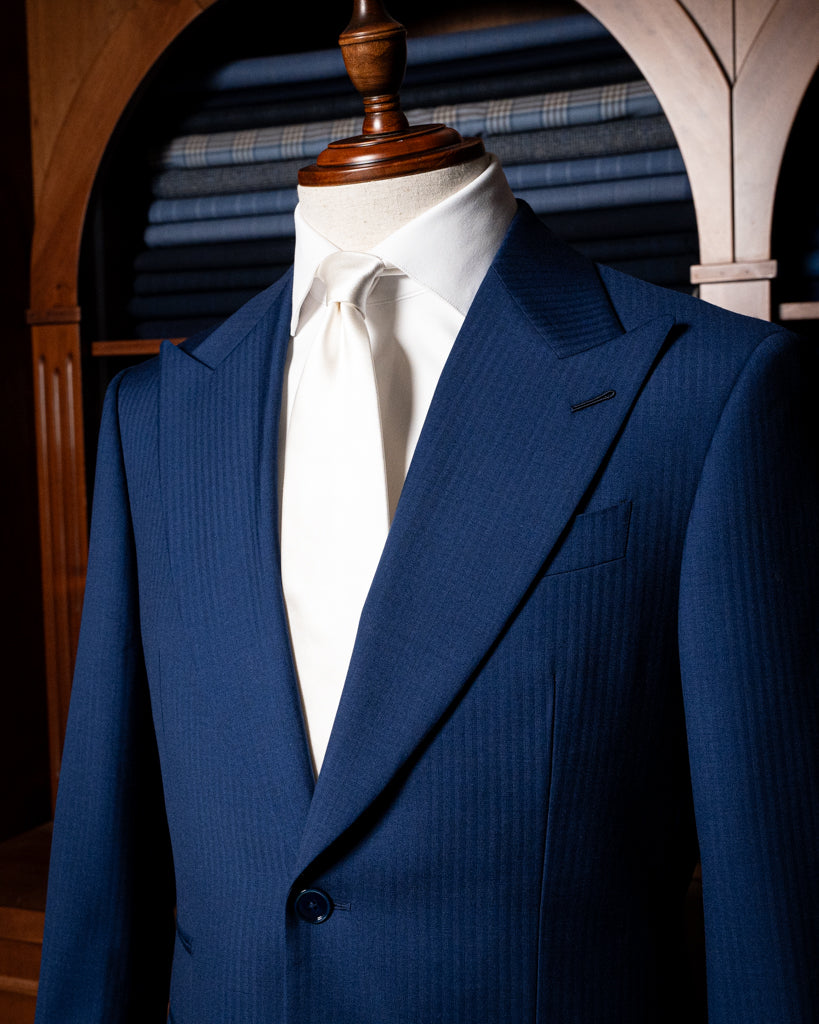 Abito Bernini Blu Chiaro Spinato con Gilet