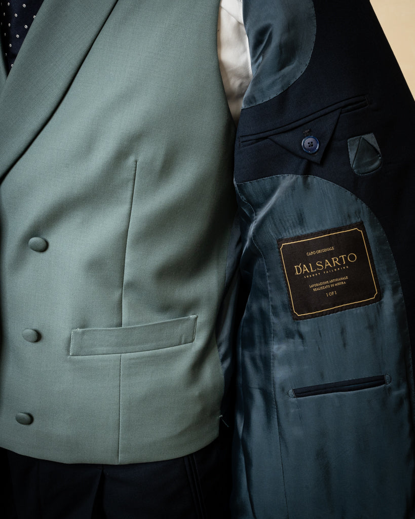 Abito Bernini Blu Grigio con Gilet Verde Menta