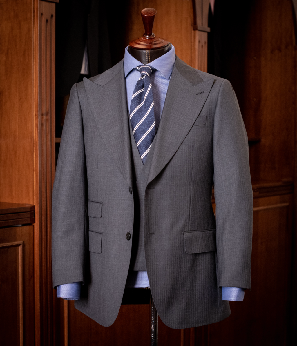 Abito Bernini Grigio Chiaro Spinato con Gilet