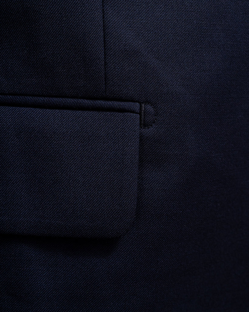 Abito Bernini Blu Scuro Fodera Fantasia: Eleganza Originale in Lana Quattro Stagioni.