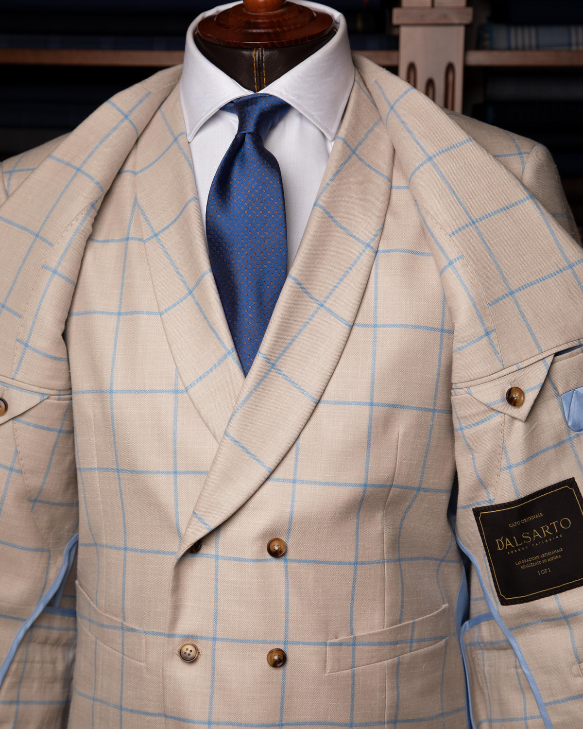Abito Giotto Beige a Quadri Blu con Gilet