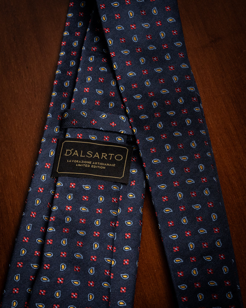 #color_Blu Notte con Paisley e Fiorellini Rossi
