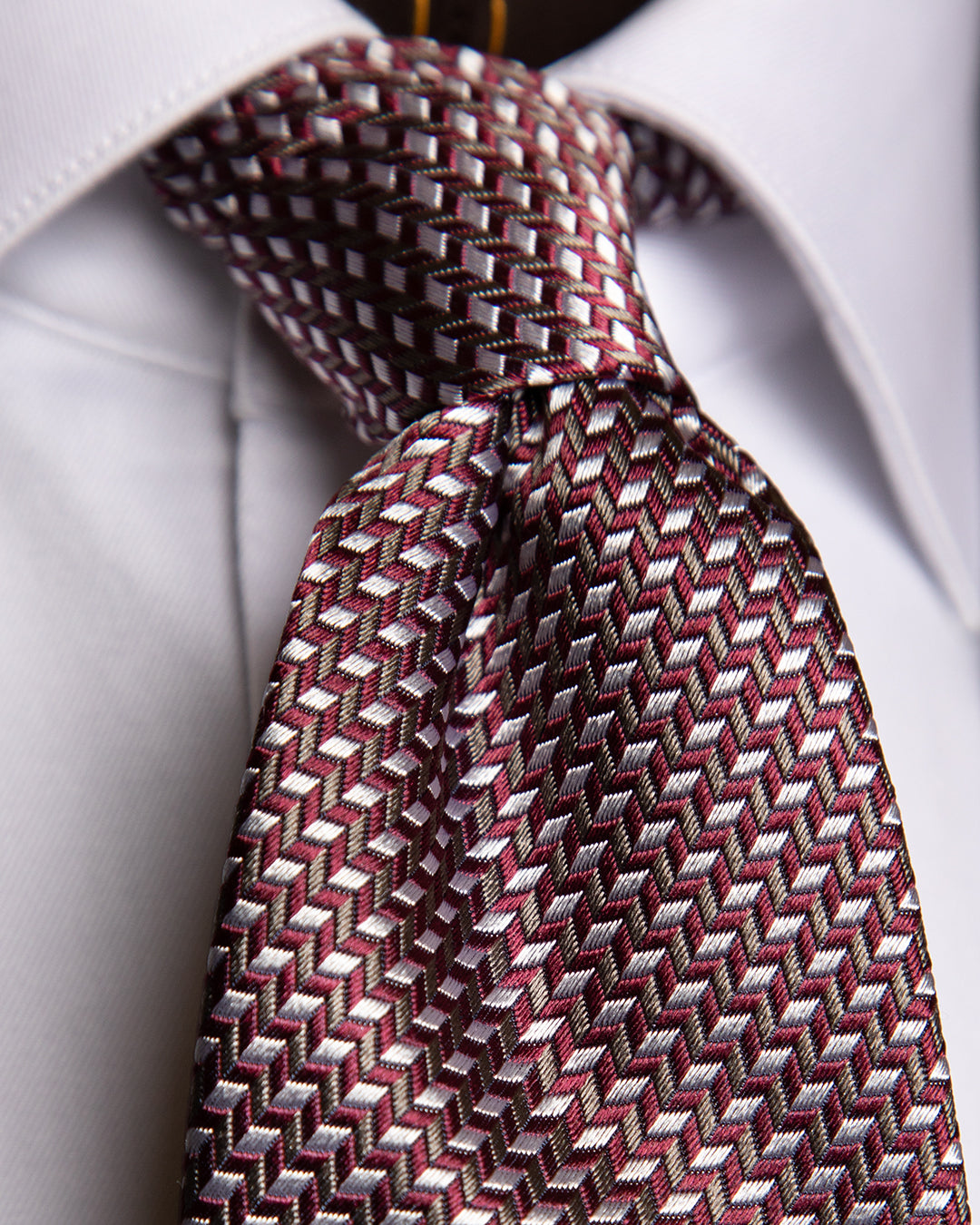 Cravatta Bordeaux in Seta con Microfantasia Argento