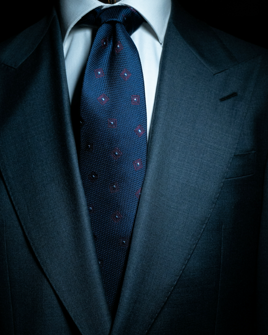 Cravatta Blu con Fantasia Rombi Bordeaux