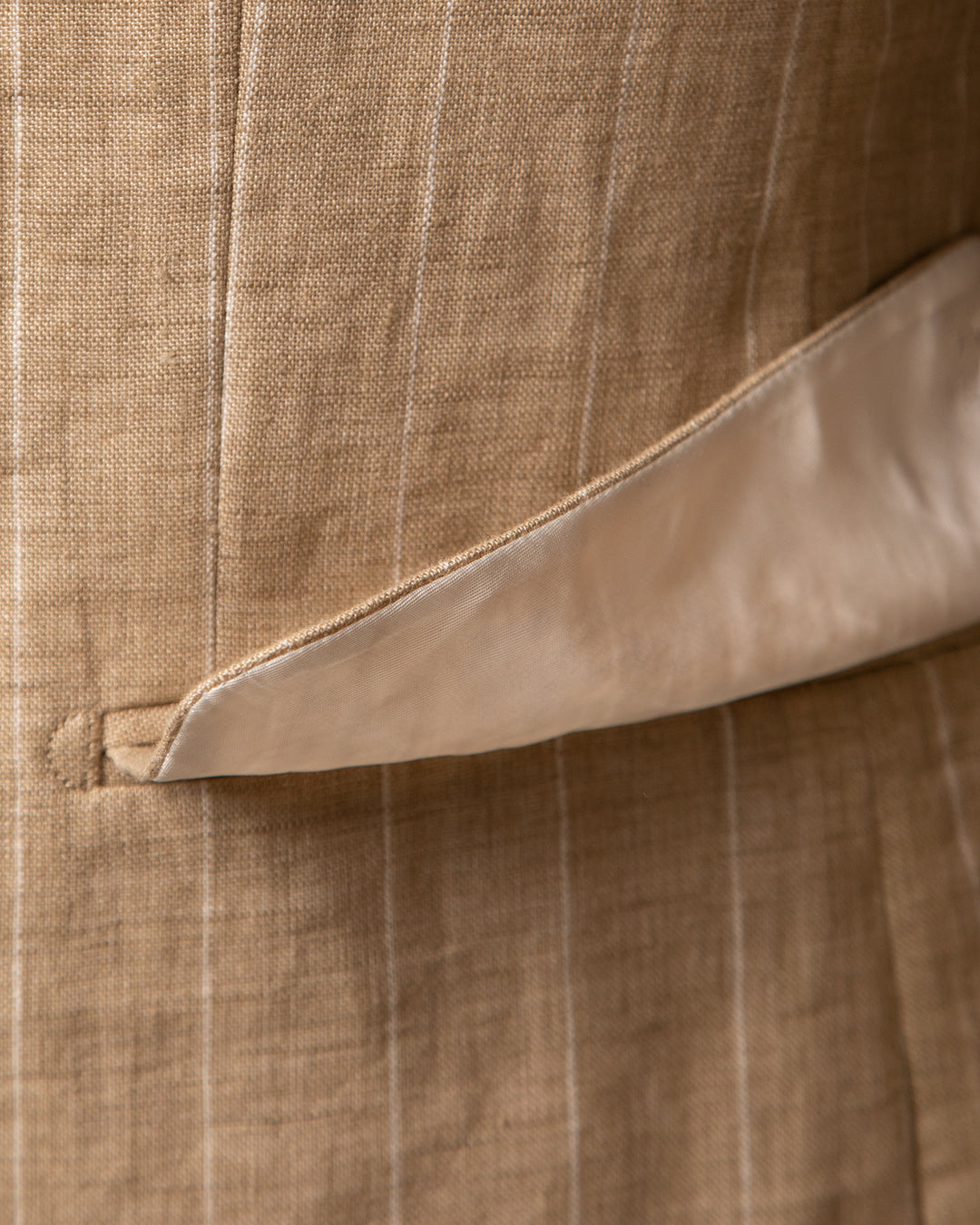 Abito Doppiopetto Perugino Gessato Beige
