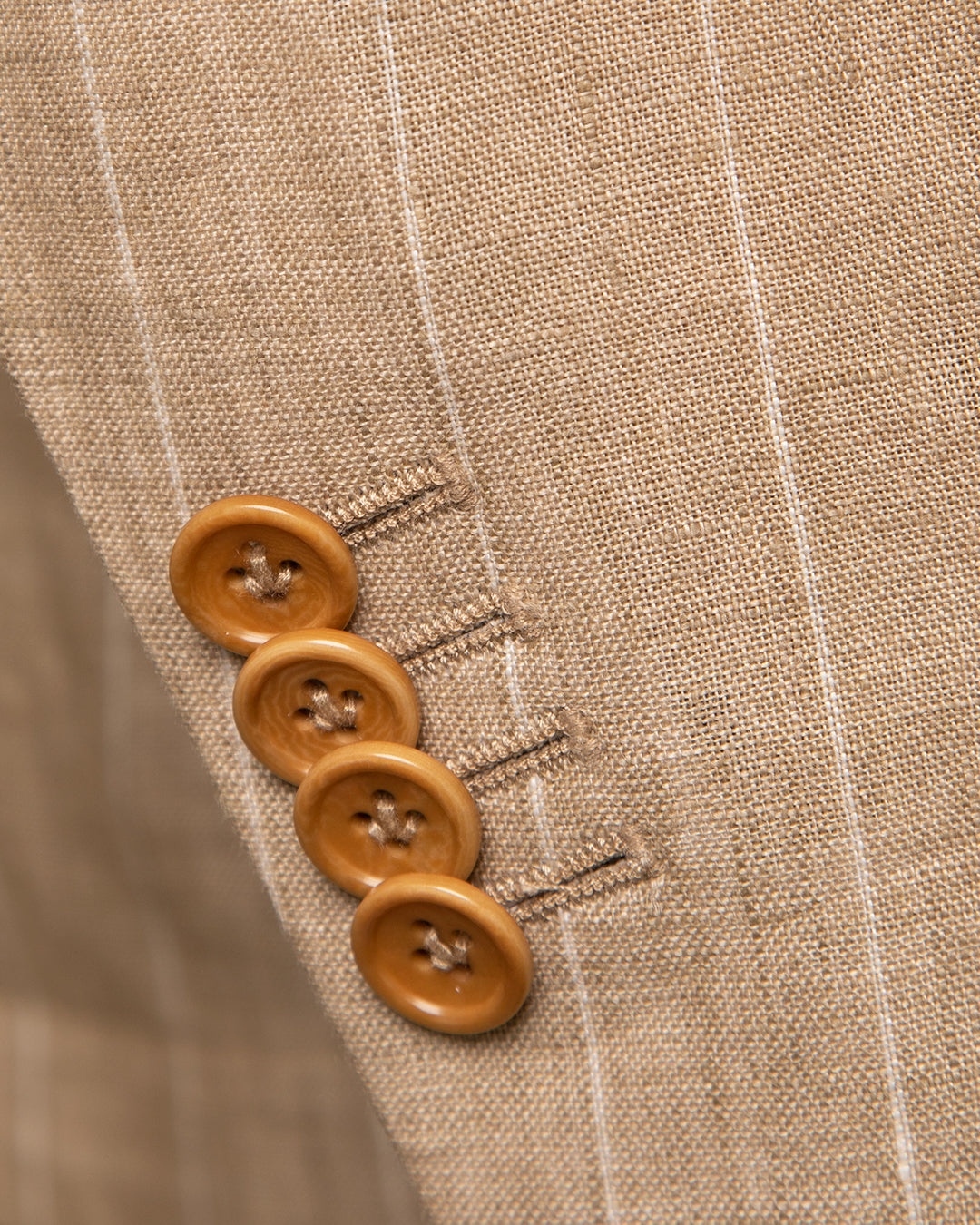 Abito Doppiopetto Perugino Gessato Beige