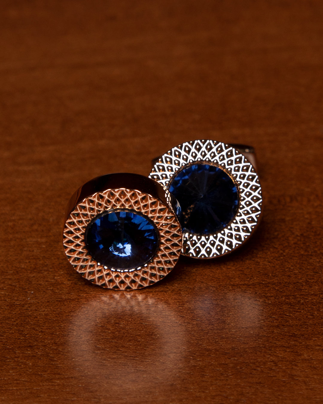 Gemelli Color Oro con Pietra Blu Incastonata