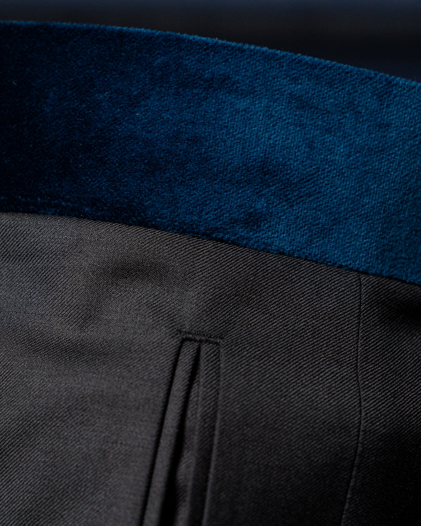 Pantalone Nero Unito con Banda in Velluto Blu