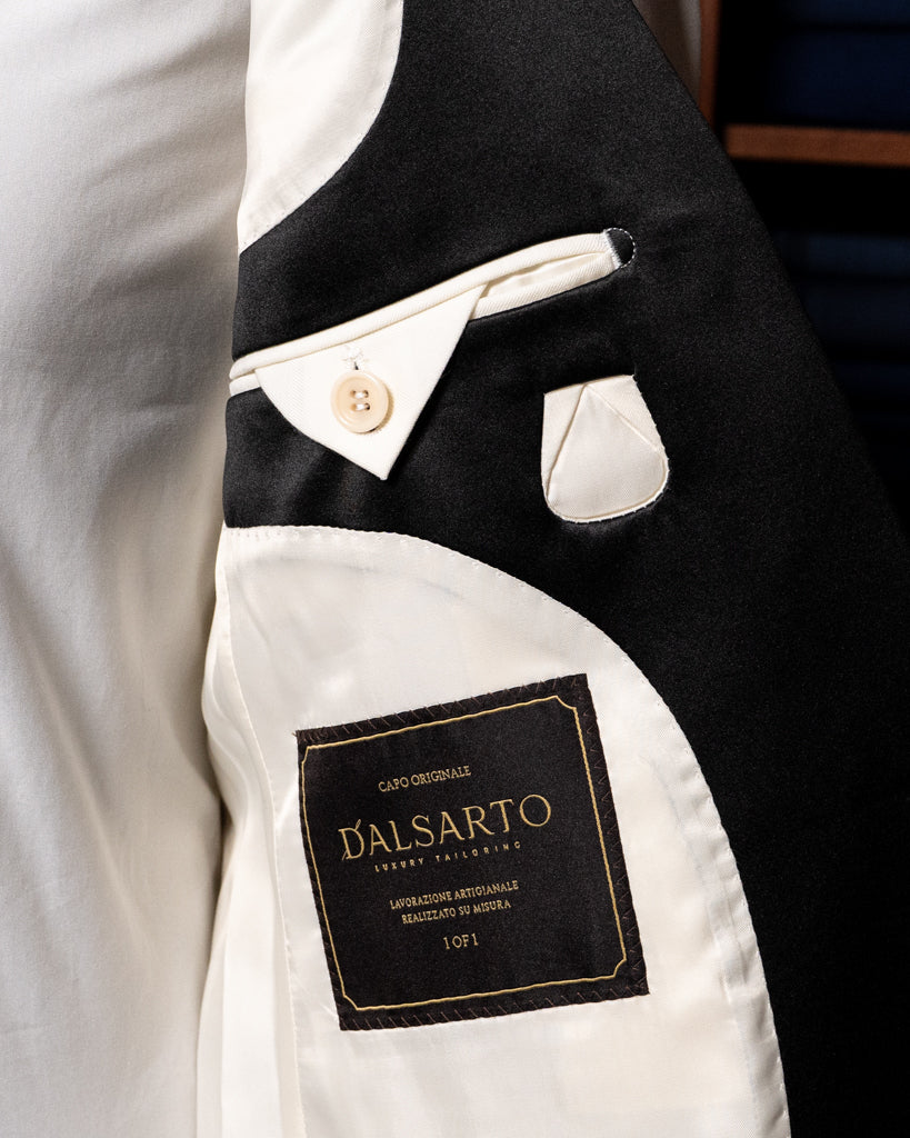 Smoking Donatello Bianco con Raso Nero
