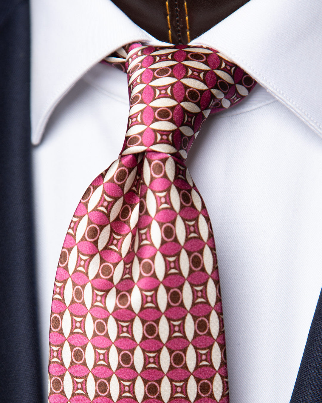 Cravatta Rosa e Arancio con Mosaico Geometrico