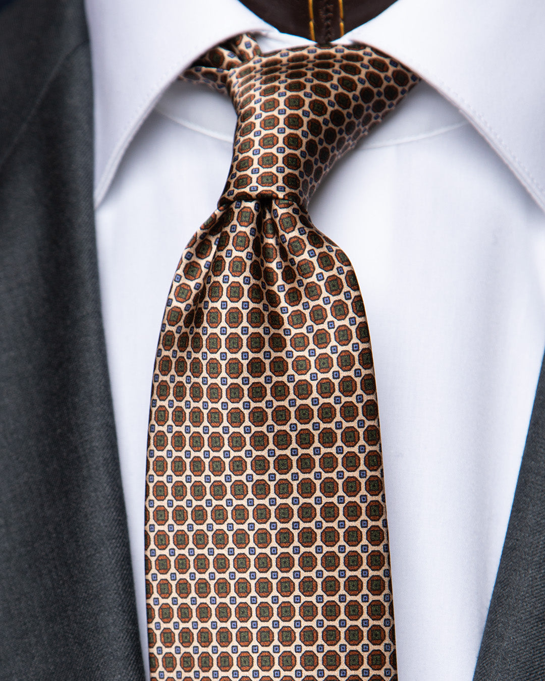 Champagne Tie with Bronze Greek Micro Pattern
