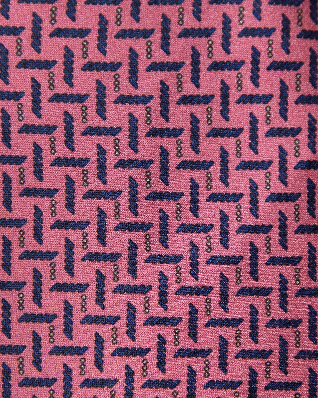 Cravatta Rosa Corallo con Intreccio Geometrico Blu