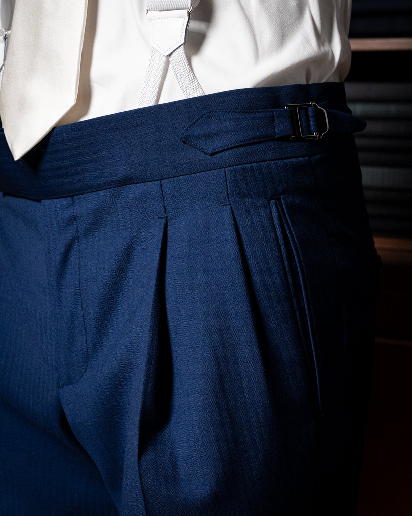 Abito Bernini Blu Chiaro Spinato con Gilet