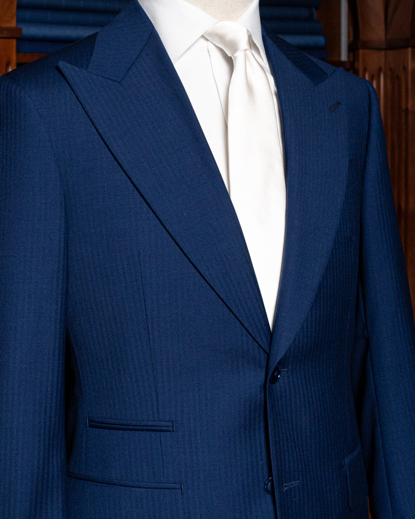 Abito Bernini Blu Chiaro Spinato con Gilet