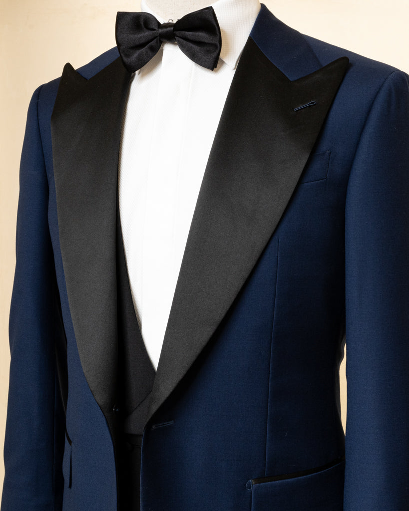 Smoking Michelangelo Blu Notte con Gilet e Pantalone Nero