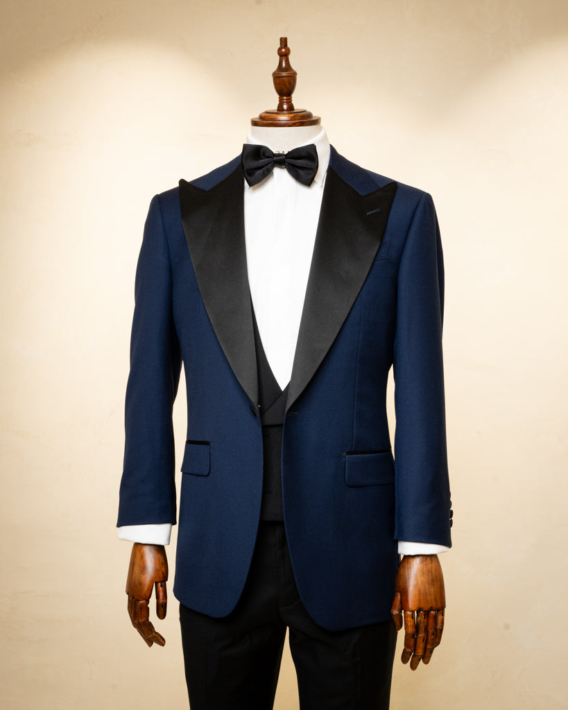 Smoking Michelangelo Blu Notte con Gilet e Pantalone Nero